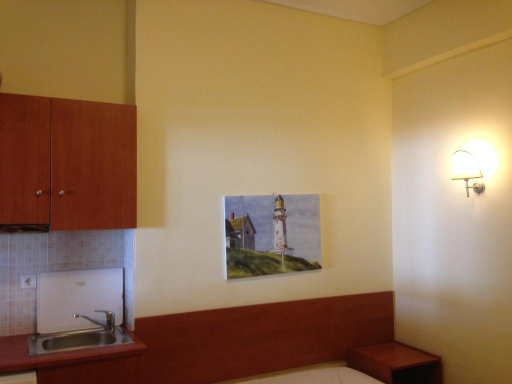 Marvi Hotel Kamena Vourla Phòng bức ảnh