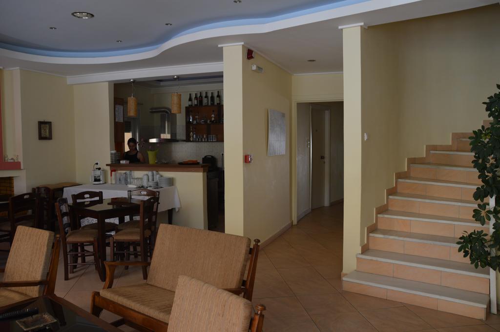 Marvi Hotel Kamena Vourla Ngoại thất bức ảnh