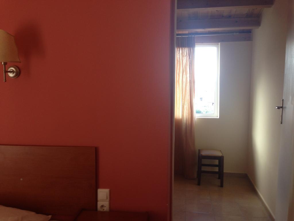 Marvi Hotel Kamena Vourla Ngoại thất bức ảnh